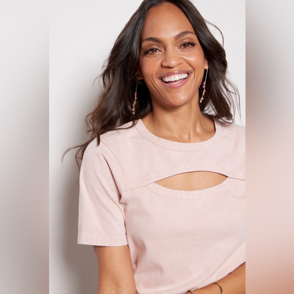 Evereve Light Pink Leya Cutout Tee